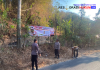 Polres Blitar Kota Edukasi Warga dan Pasang Banner Cegah Karhutla di Lereng Gunung Pegat