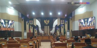Bupati Pasuruan Sampaikan Pemandangan Umum Fraksi-fraksi Atas Raperda Tentang Perubahan APBD T.A 2026