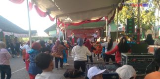 Puncak Acara HUT Ke-81 RI, Warga Dusun Rajeg Sumbergedang Pandaan Gelar Jalan Sehat