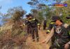 Polres Lumajang Buat Fire Break Darurat Antisipasi Karhutla TNBTS Meluas