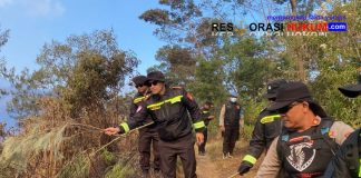 Polres Lumajang Buat Fire Break Darurat Antisipasi Karhutla TNBTS Meluas