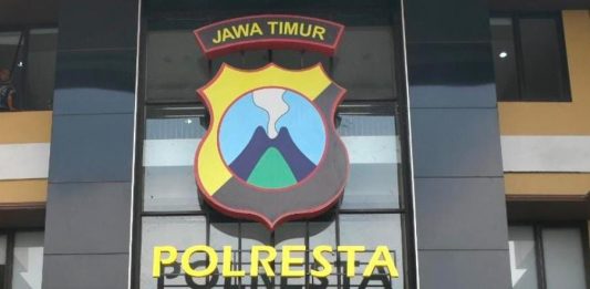 SURAT DIABAIKAN 3 MINGGU, DUGAAN PENYELEWENGAN BBM SUBSIDI DI SPBU BUDURAN MASIH BEBAS BEROPERASI