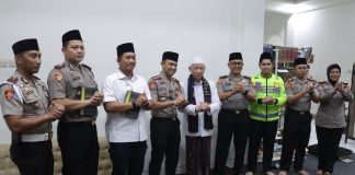 Kapolres Pasuruan Hadiri Pengajian Senenan di Ponpes Ngalah, Ajak Masyarakat Jaga Kamtibmas
