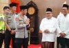 Kapolres Pasuruan Ajak Warga Jaga Kamtibmas Lewat Subuh Keliling di Masjid Cheng Hoo