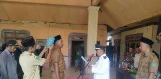 Kades Kedungboto Subandi Resmi Lantik Perangkat Desa Jabatan Kasi Kesejahteraan