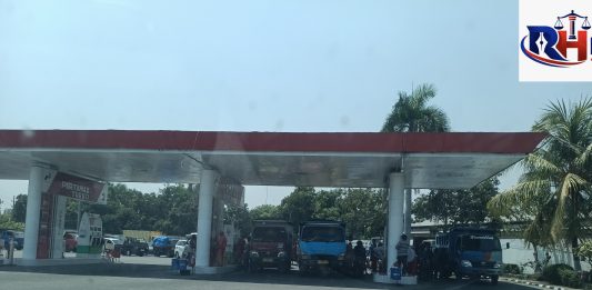 TERLALU! Jarak SPBU ke Gudang Mafia Solar Mus & Erna di Paiton Cuma 900 Meter, Jalan Kaki 3 Menit, SPBU Diduga Terlibat!