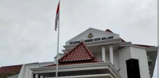 TERBONGKAR! LAPANGAN SEPATU RODA Rp721 JUTA MALANG GAGAL TOTAL – DESAIN TIDAK SESUAI STANDAR PERSEROSI – ATLET JATUH & BENTURAN!